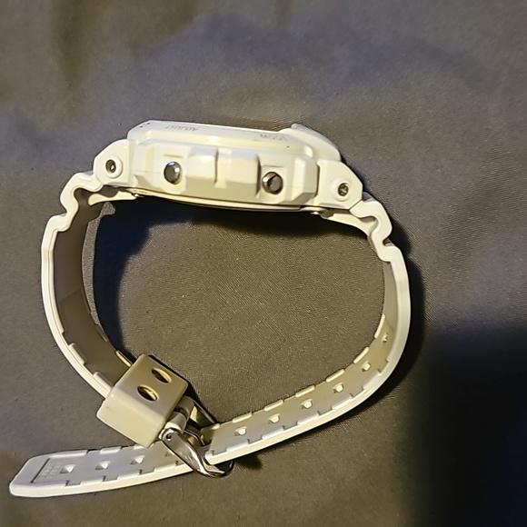 Casio G-Shock - Picture 6 of 9